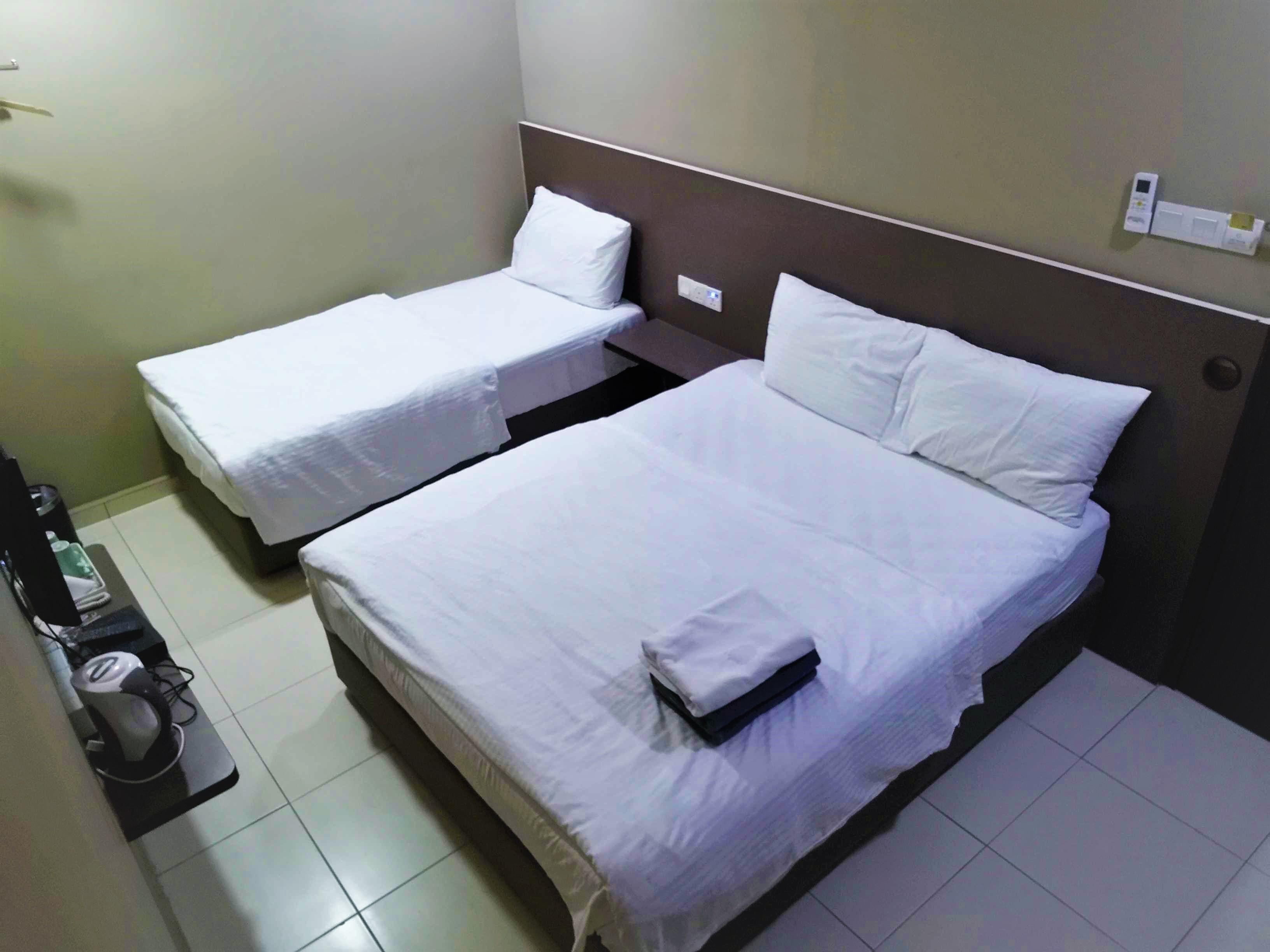 Tropika Garden Hotel Johor Bahru Exteriör bild