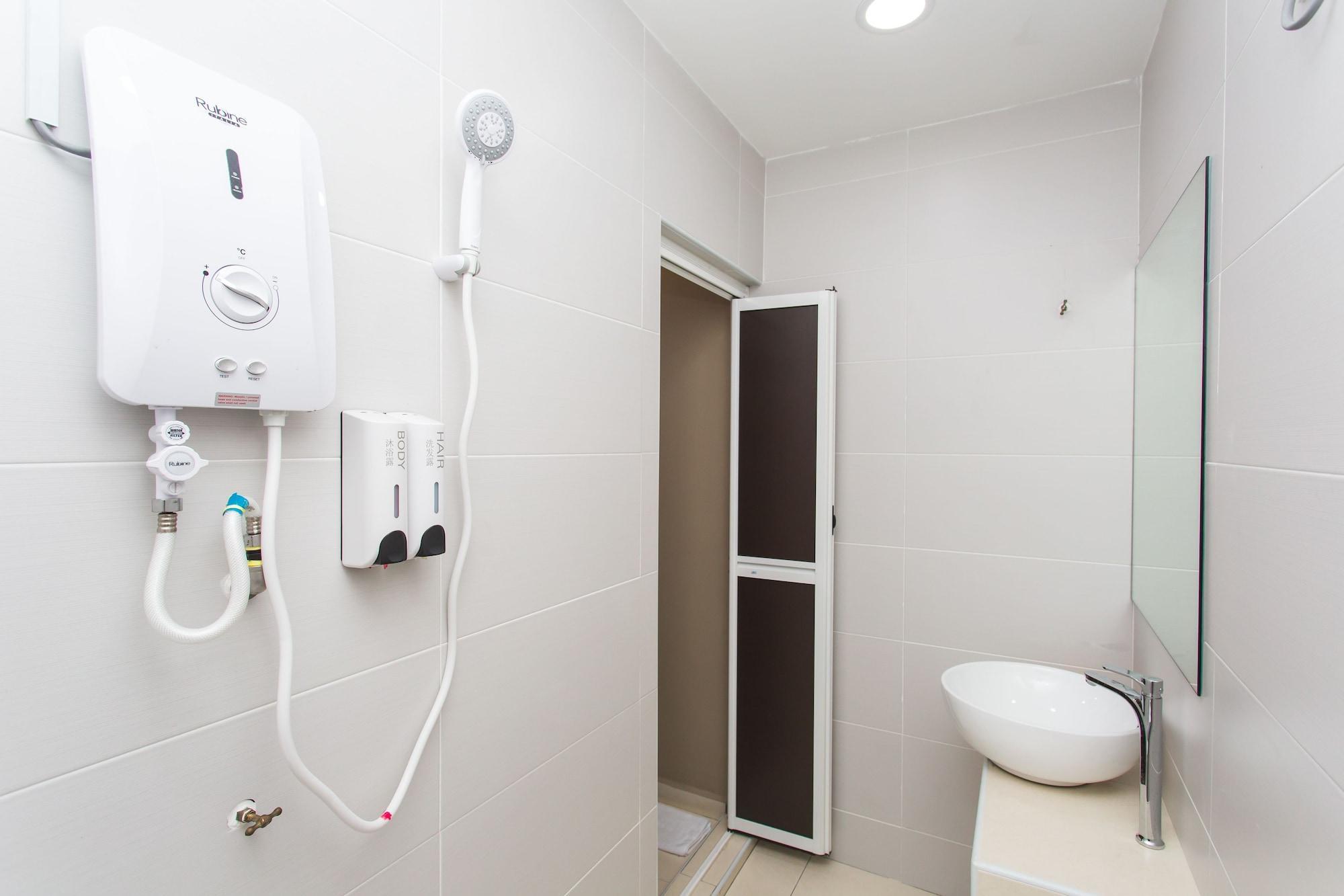 Tropika Garden Hotel Johor Bahru Exteriör bild