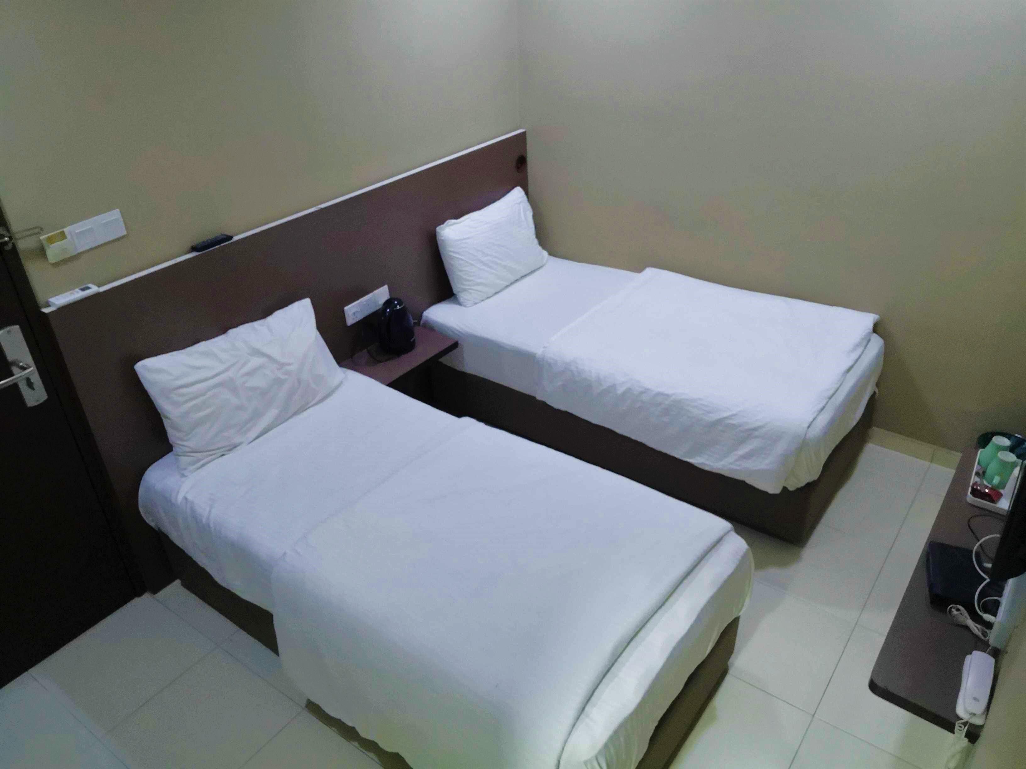 Tropika Garden Hotel Johor Bahru Exteriör bild