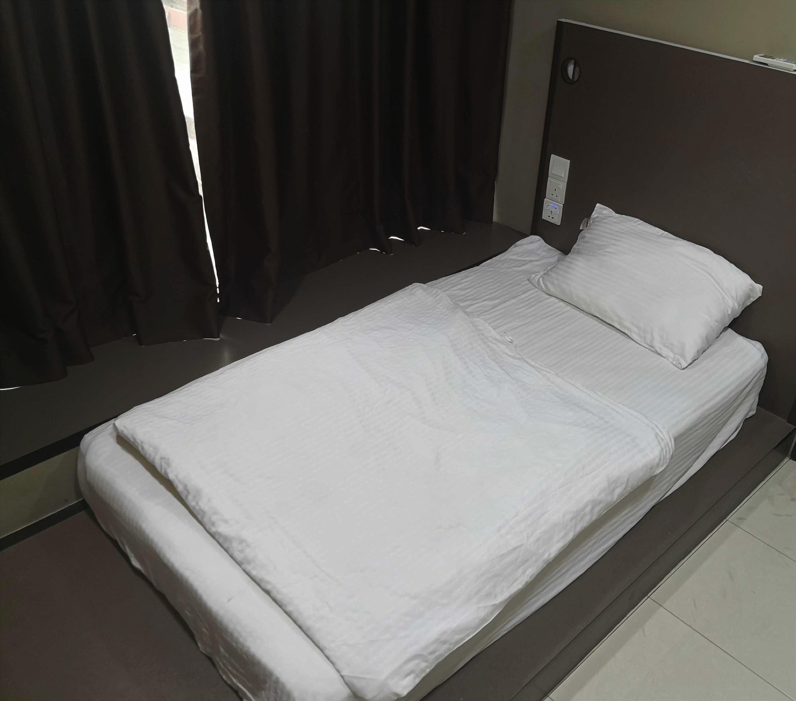 Tropika Garden Hotel Johor Bahru Exteriör bild