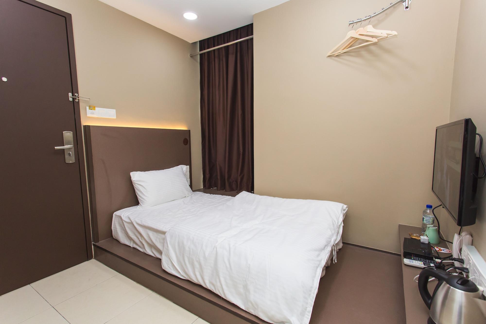 Tropika Garden Hotel Johor Bahru Exteriör bild